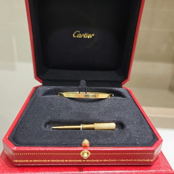 Cartier Love Bracelet - Picture 4 of 5